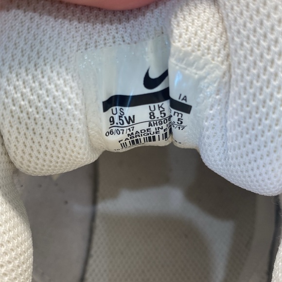 DAD SHOES-NIKE COURT SHOES - Picture 7 of 10